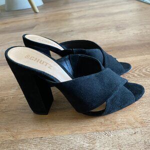 Schutz Callie Black Velvet Crossover heeled mules - Size 8.5